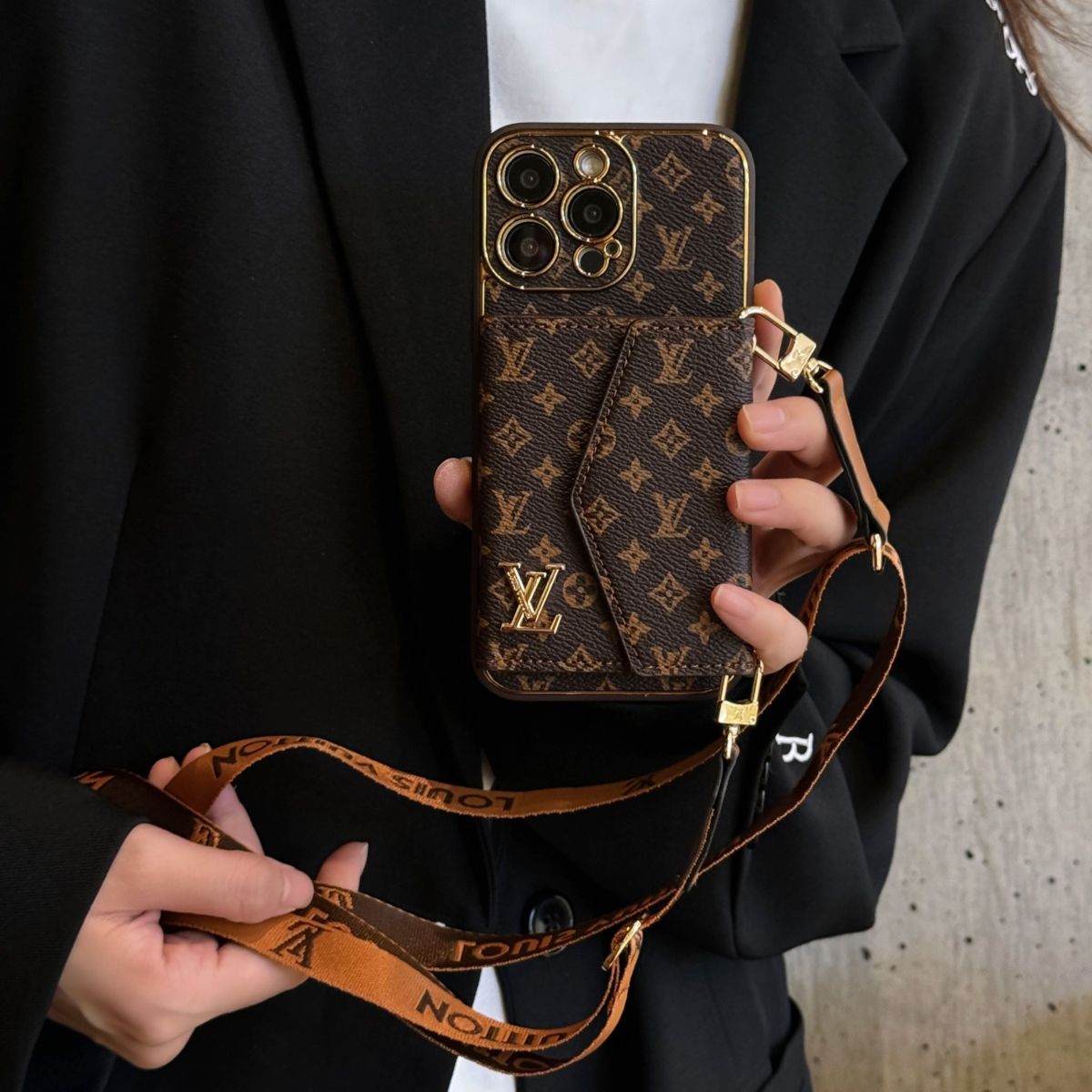 Advanced leather iPhone Case With Wallet And Strap Brown