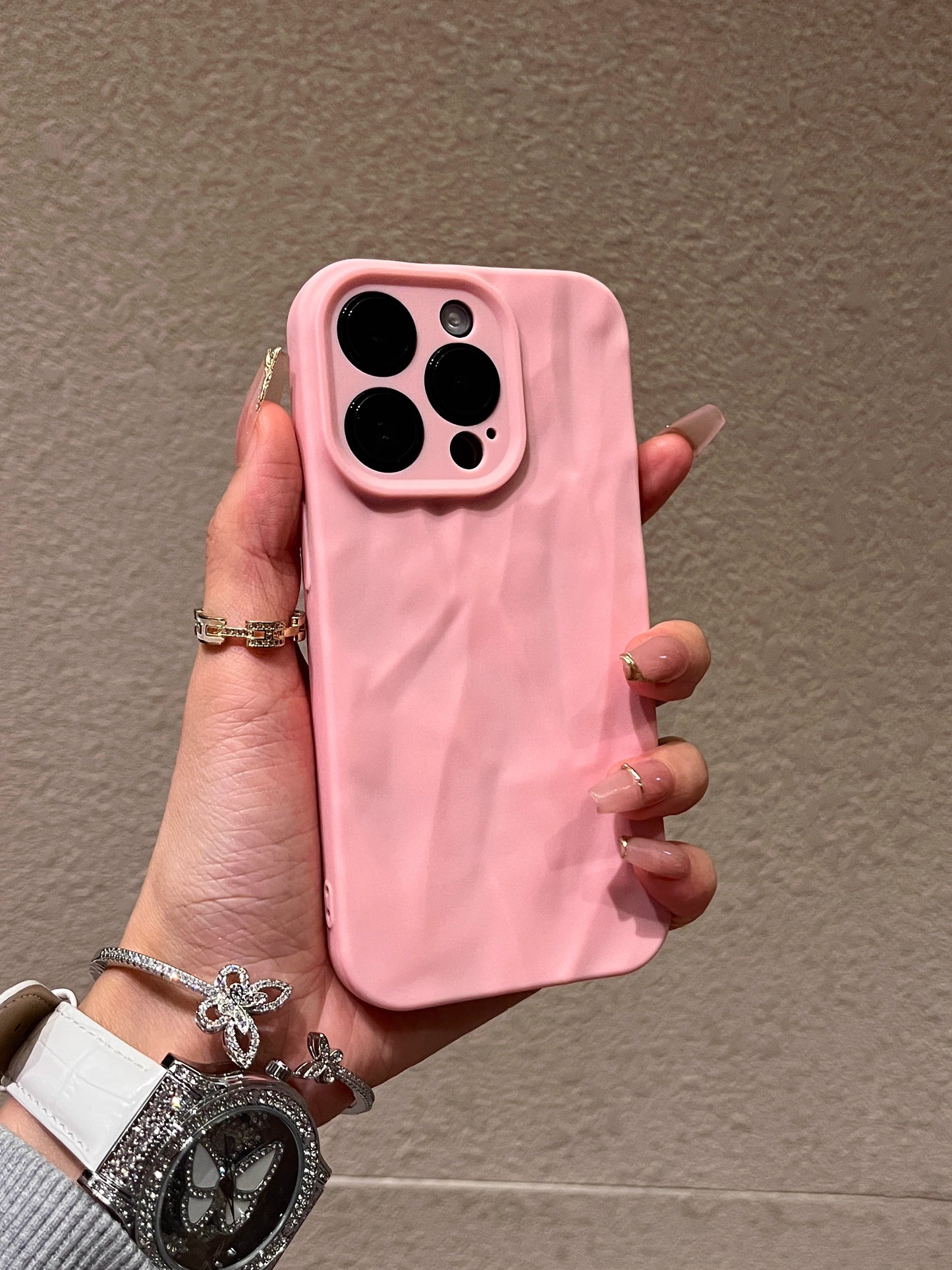 iPhone premium skin-feel pleated mobile phone case full-cover soft case anti-fall protective case
