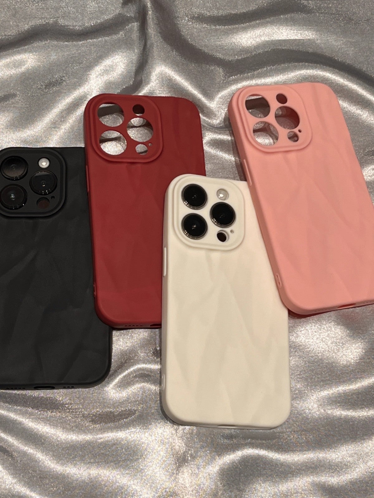 iPhone premium skin-feel pleated mobile phone case full-cover soft case anti-fall protective case